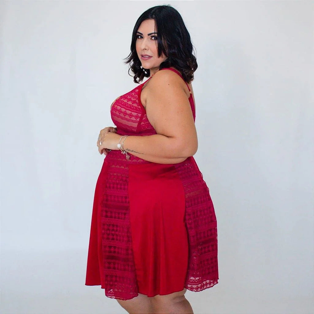 Camisola Maya com bojo e renda plus size