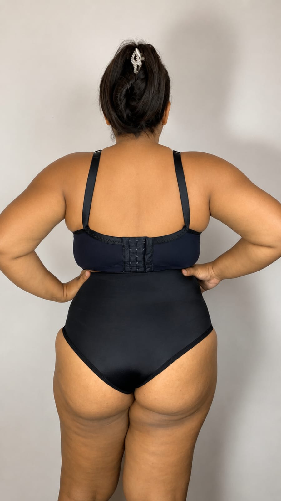 Calcinha Modeladora Cinta Bia