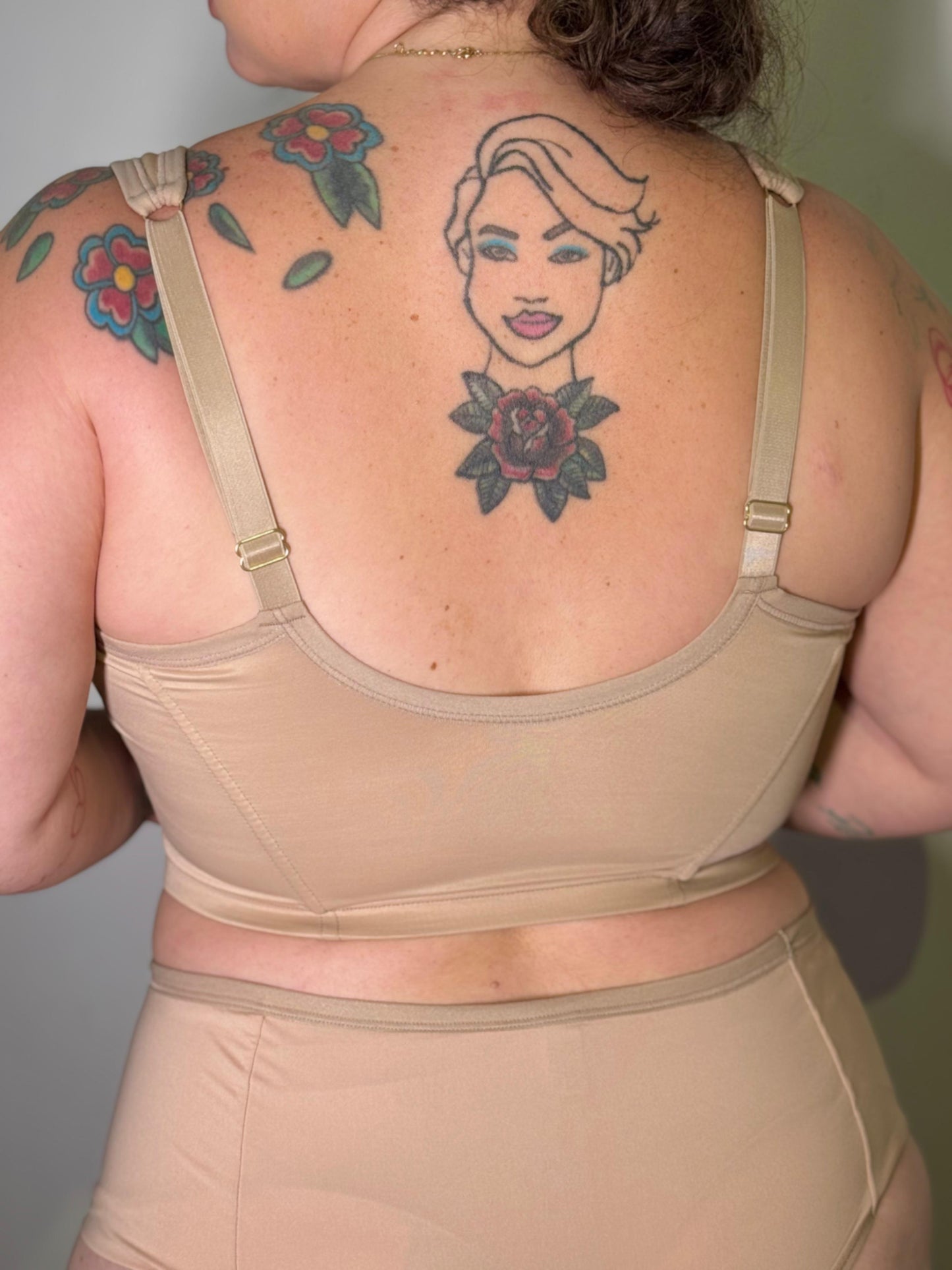 Top Gina Sem Bojo Plus Size