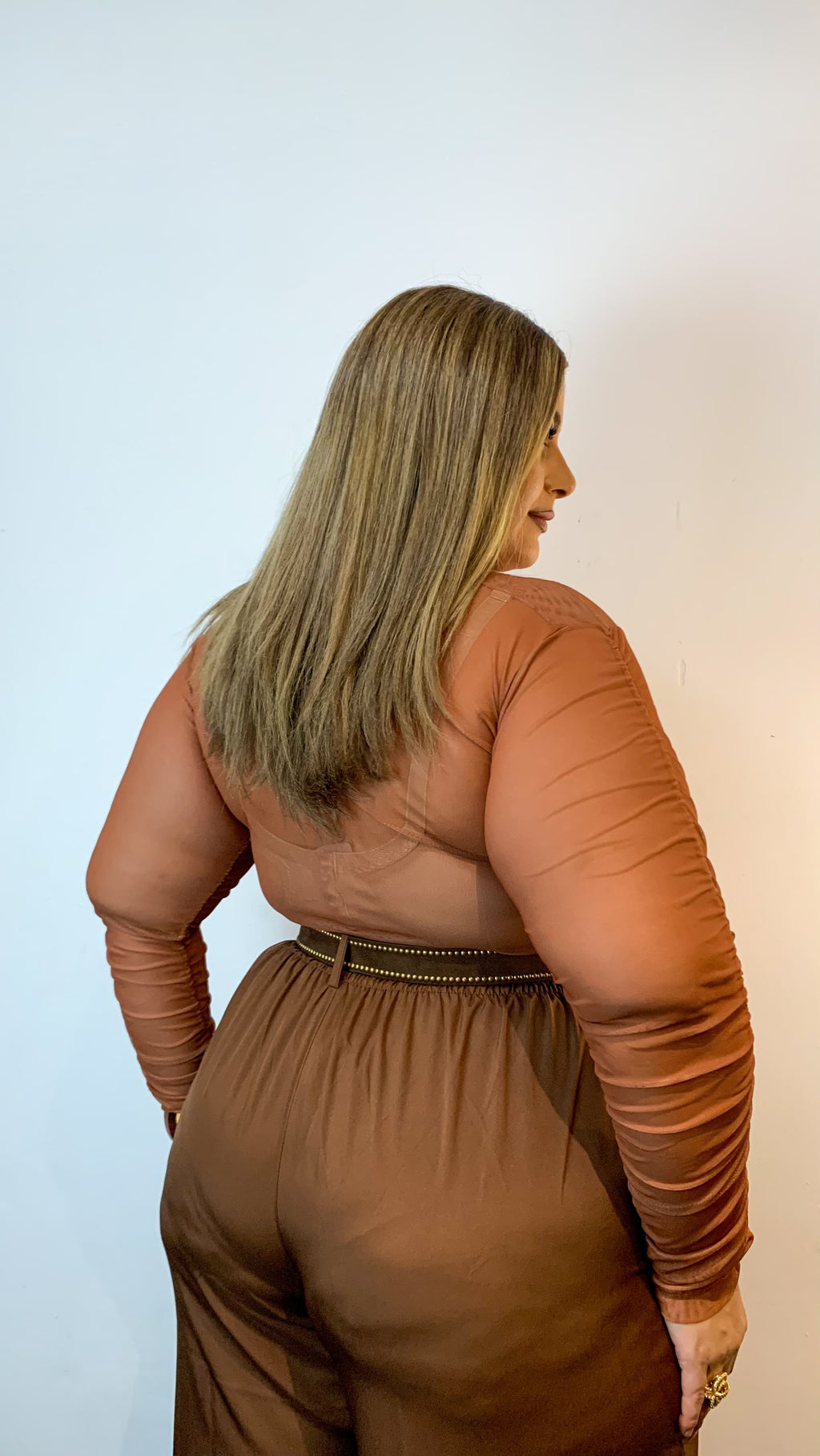 Body Tule Manga Longa Caramelo  Curvy