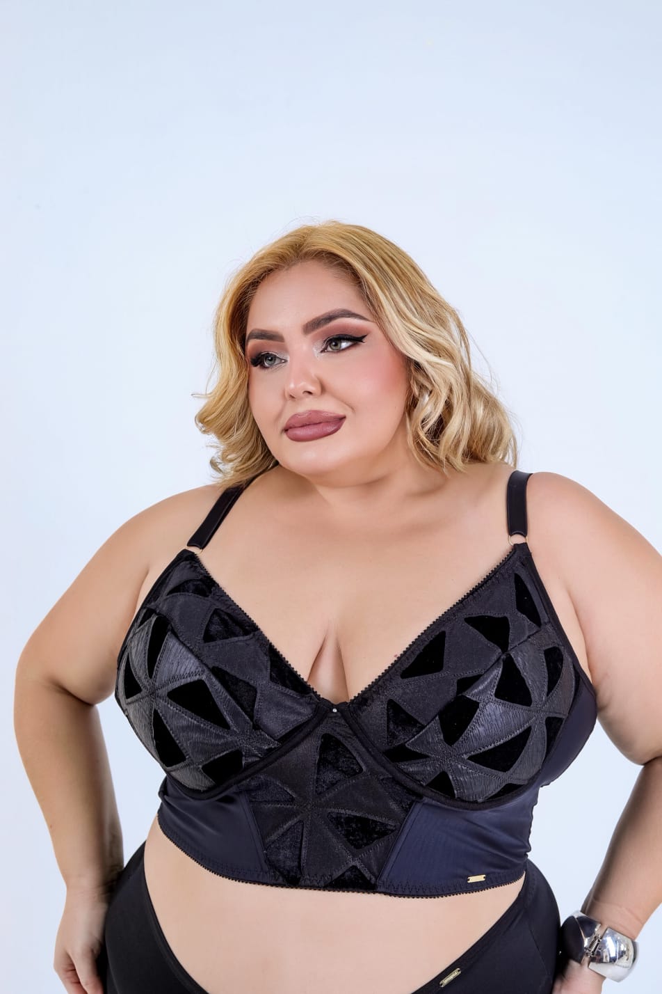 Croped sem bojo Plus size Anita