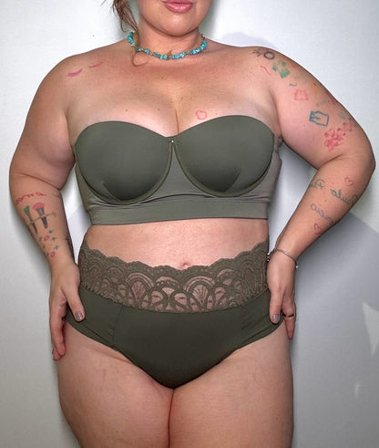 Calcinha Fio Isa Plus Size